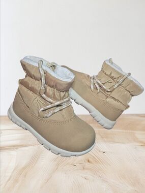 ​H&M Tan Quilted Winter Boots-Toddler Faux Fur Lined Size 4C